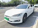 Фото 1 - Tesla Model S