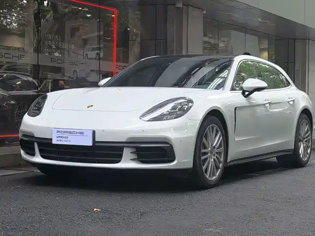 Porsche Panamera 2017 Panamera 4 Sport Turismo 3.0T — фото 1