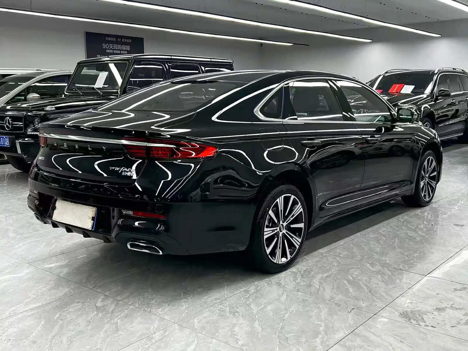 Фото 6 - Geely Preface