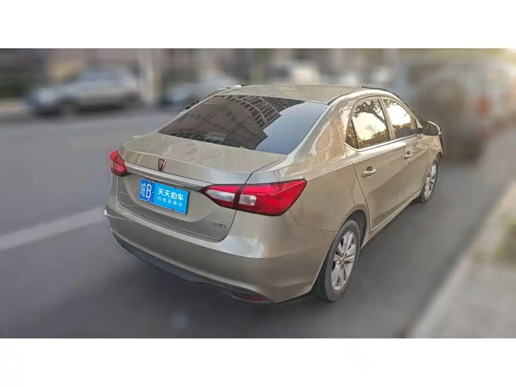 Photo 2 - Roewe 360