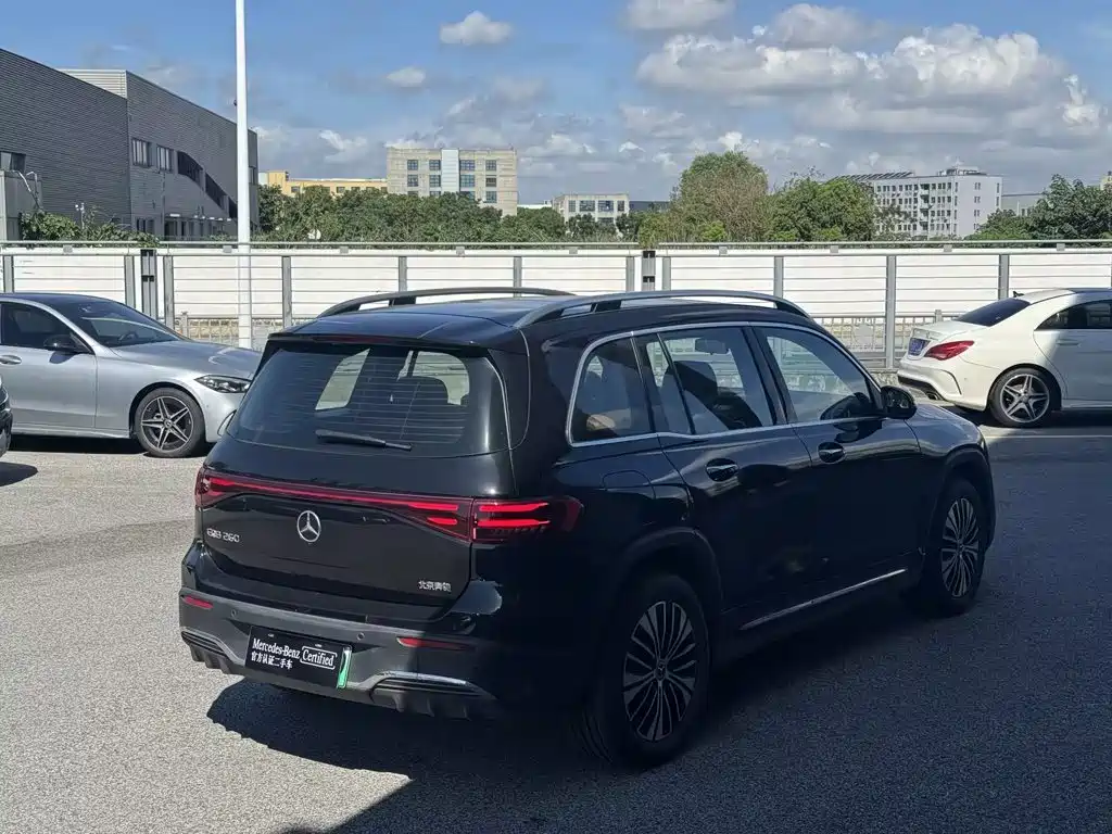 Mercedes-Benz EQB 2024 2025 EQB 260