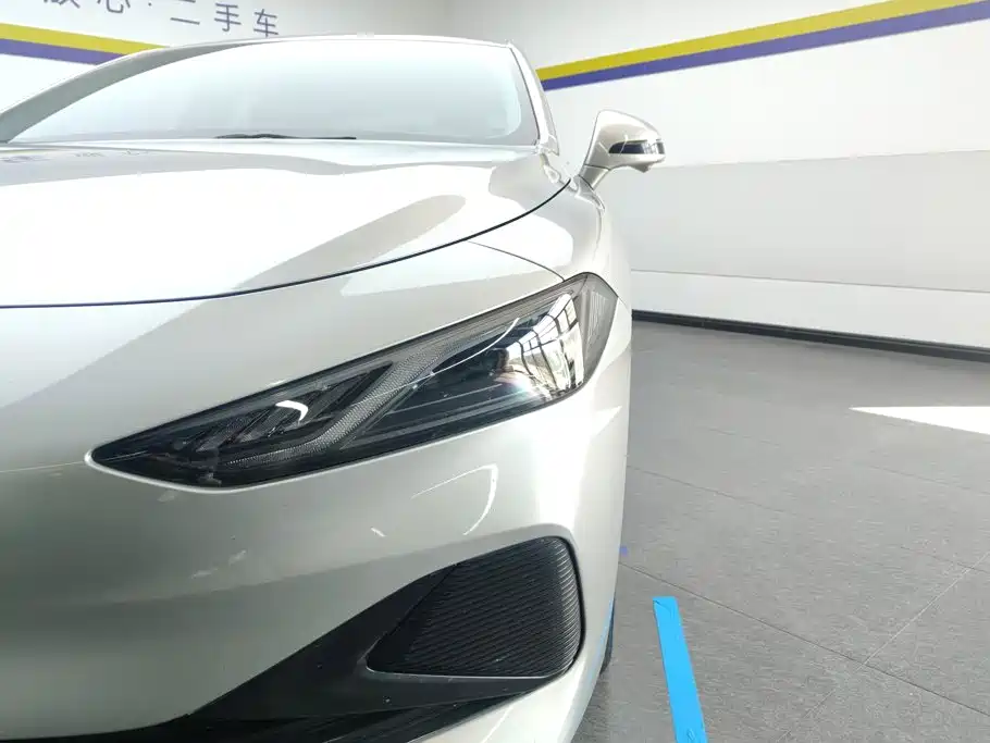 Roewe D7 2023 2023 DMH 125km Flagship Edition