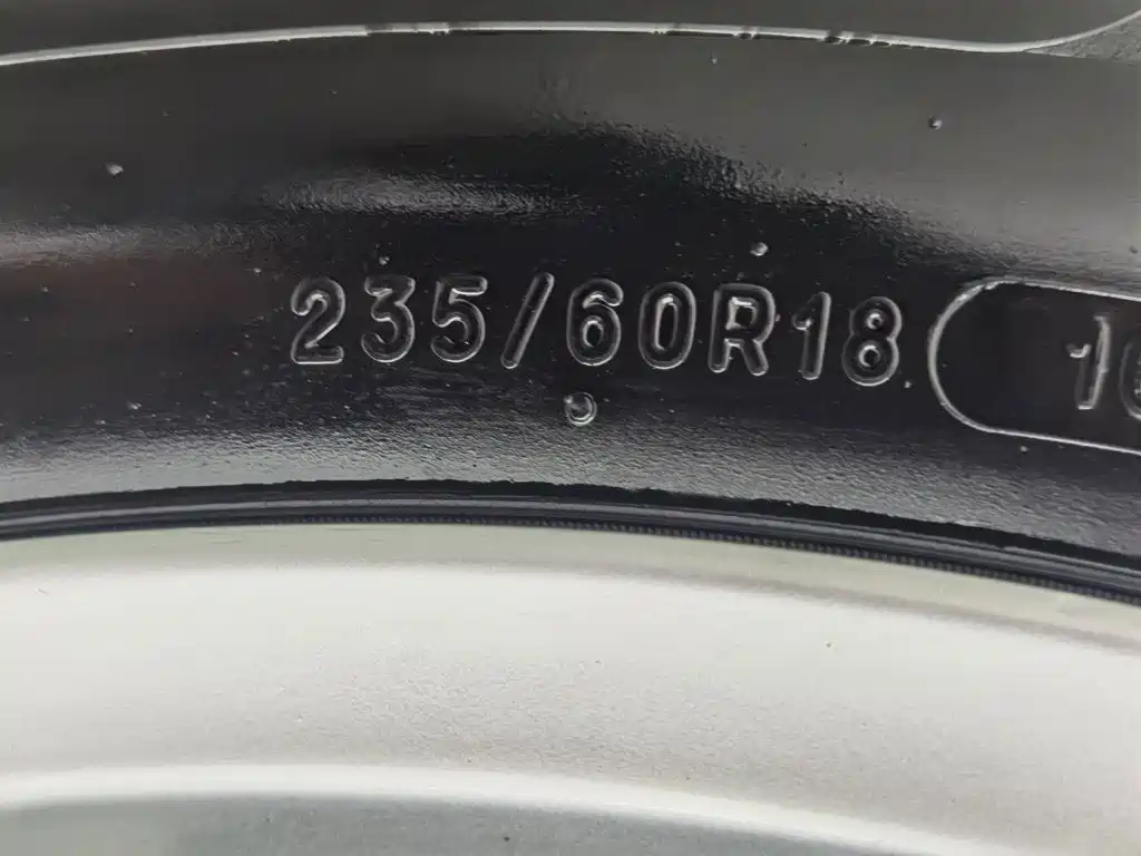Фото 24 - Volvo XC60