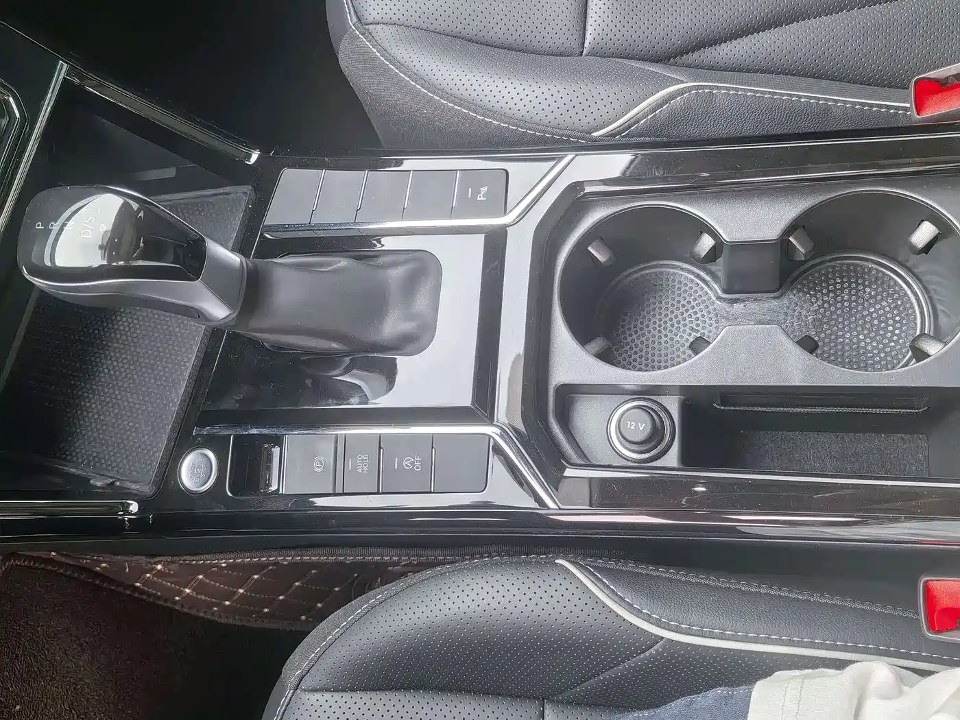 Фото 6 - Volkswagen Passat