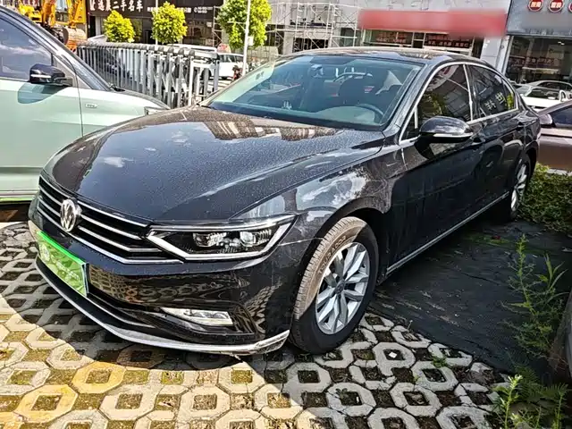 Volkswagen Magotan 2020