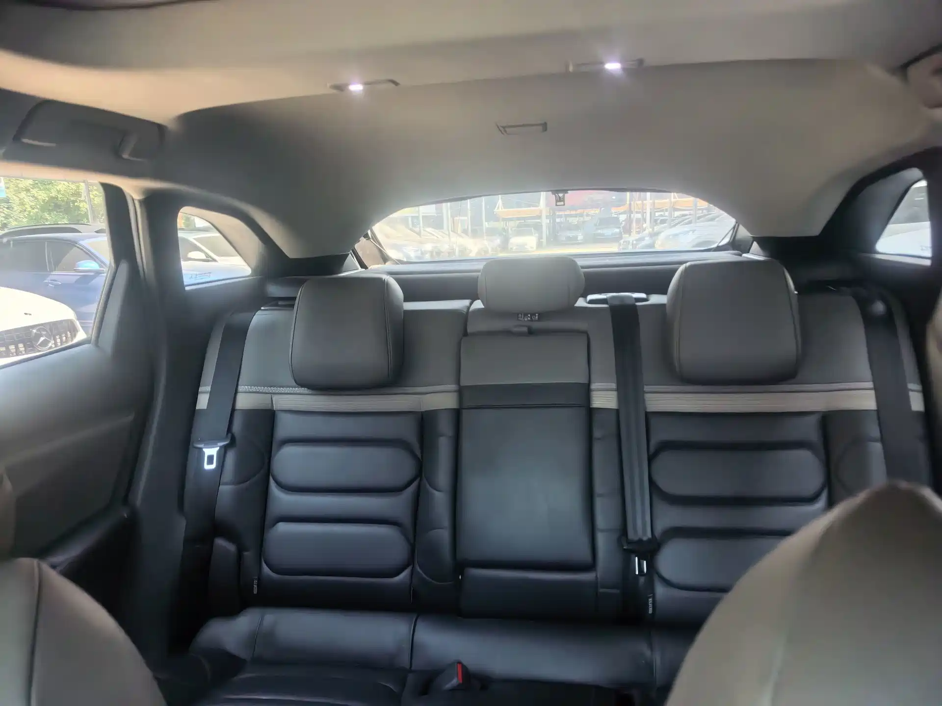 Фото 5 - Citroën Versailles C5 X