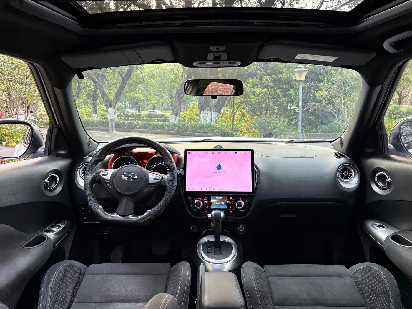 Infiniti ESQ 2019 2014 1.6L Free Edition