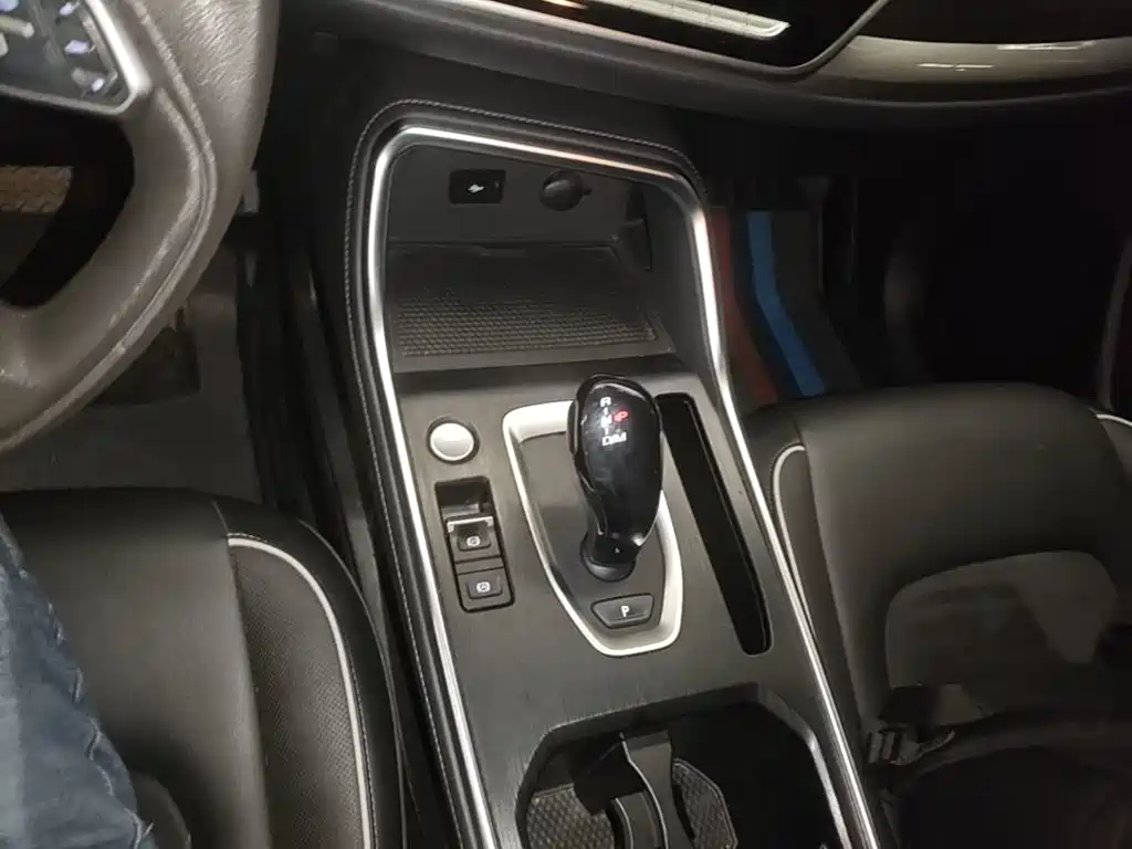 Фото 14 - Haval H6