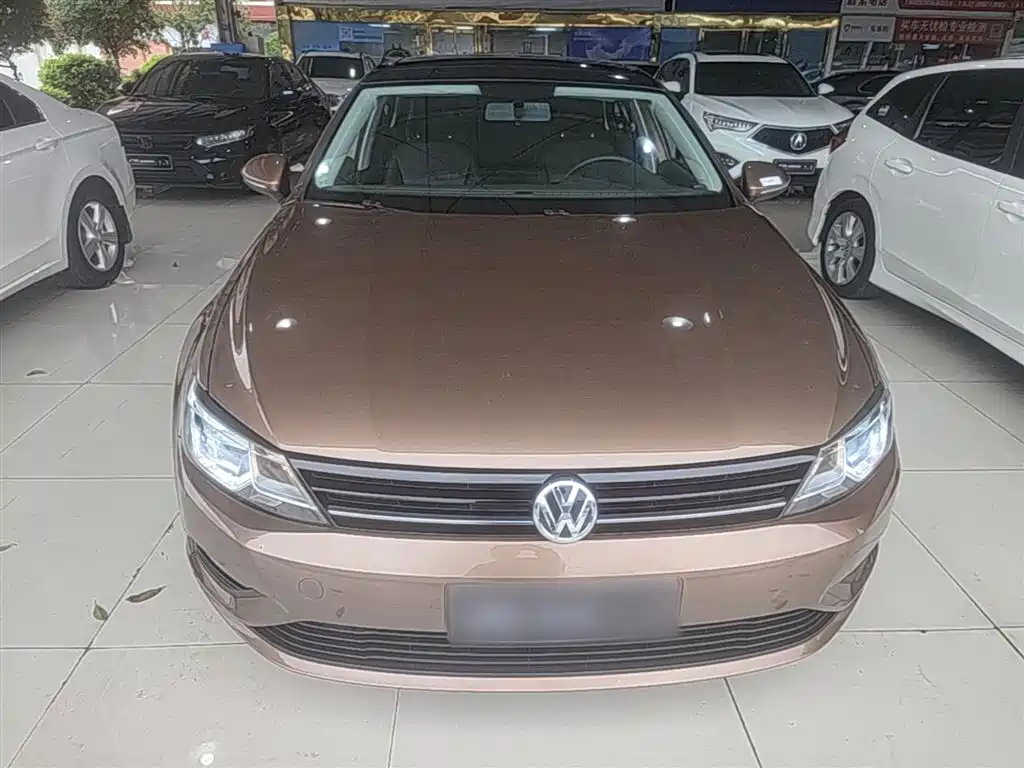 Volkswagen Lamando 2015 230TSI DSG Style фото 3