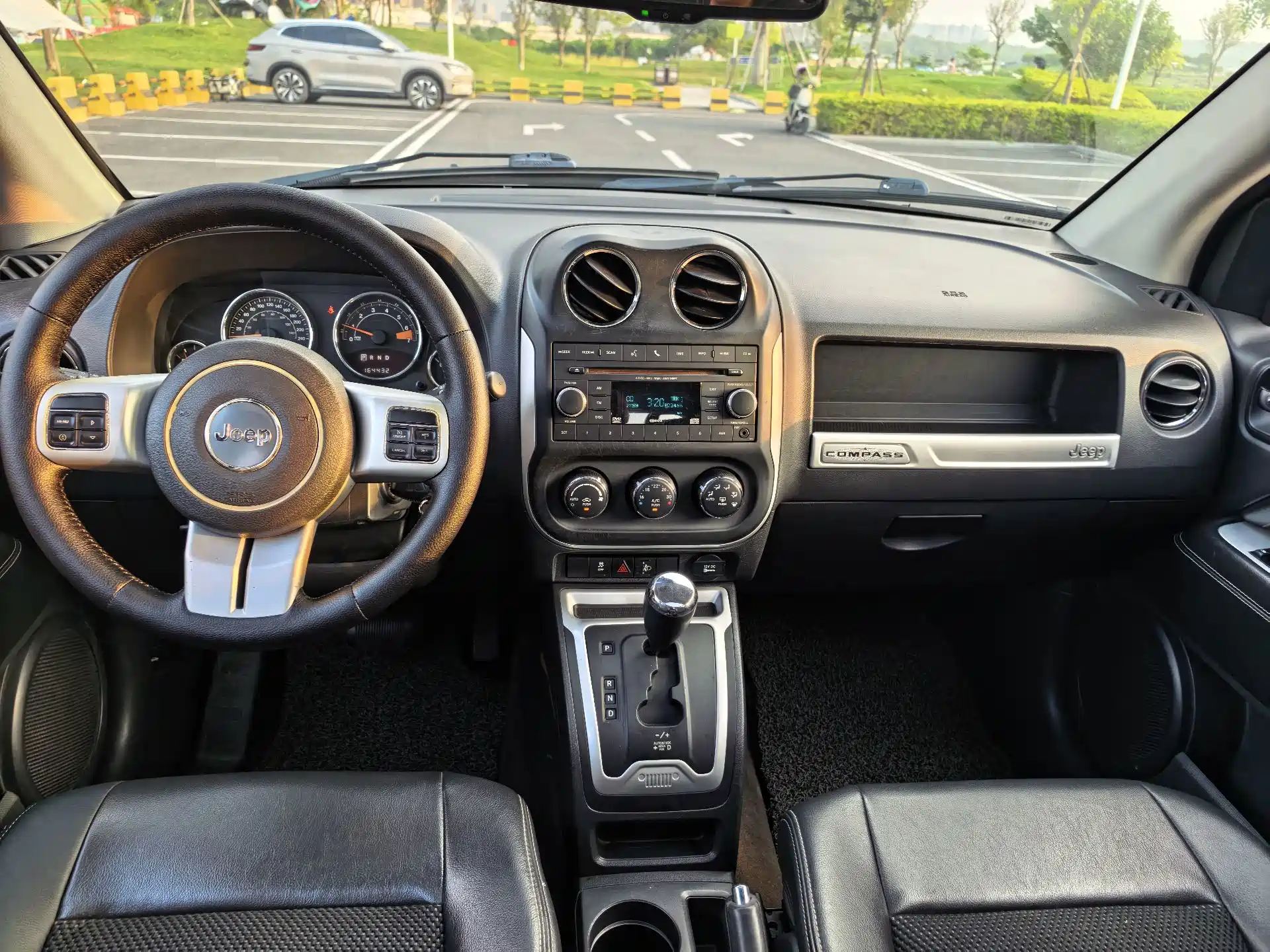 Фото 6 - Jeep Compass (Import)