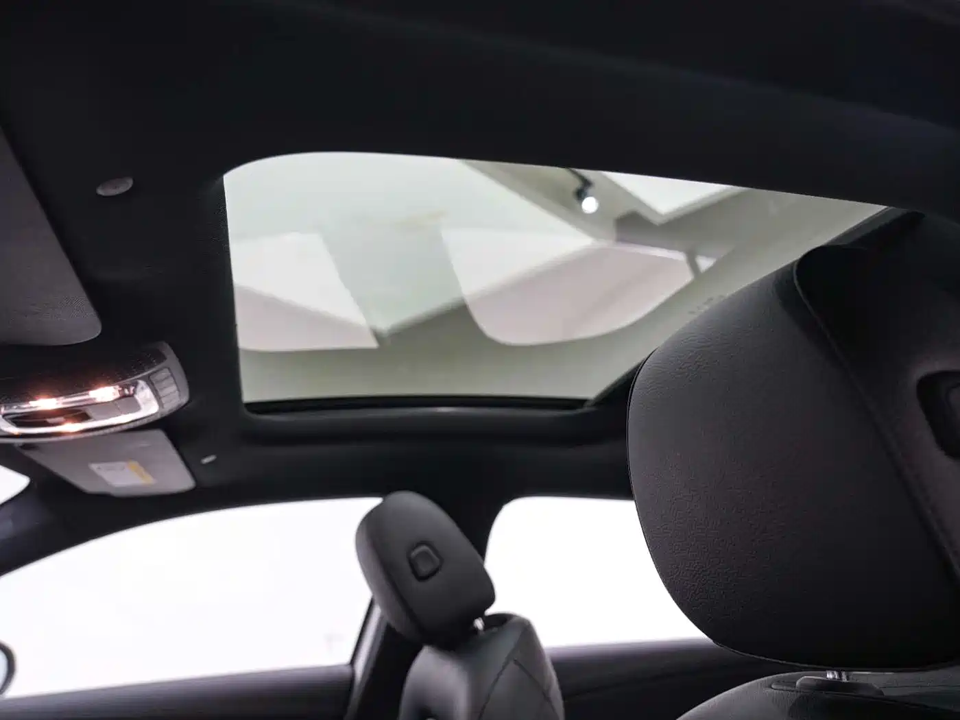 Mercedes-Benz A-Class 2022 A 180 L Sport Sedan фото 8