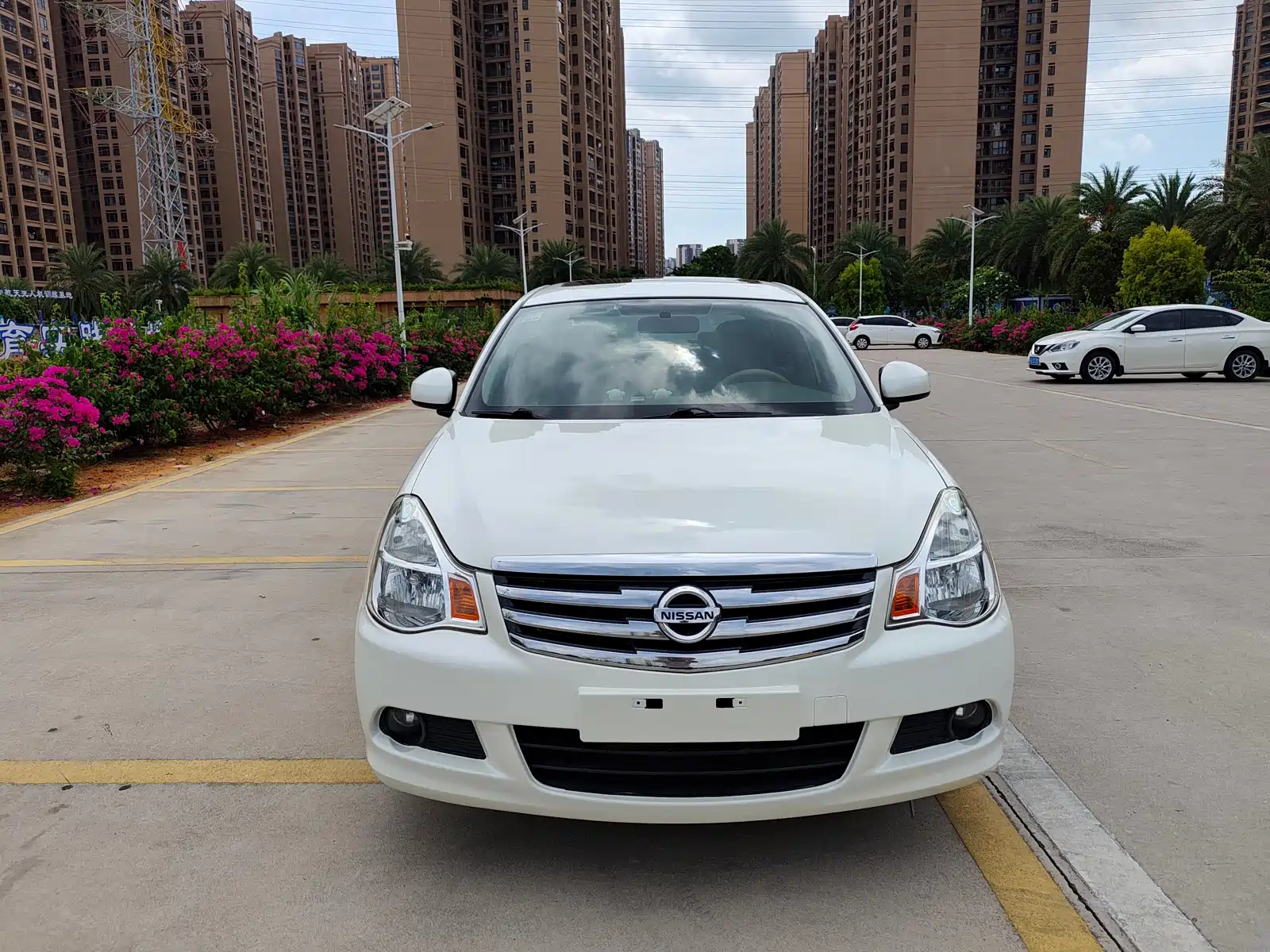 Photo 2 - Nissan Sylphy