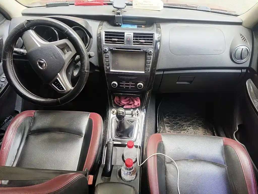 BAIC Huansu S3 2014 2014 1.5L Luxury (China IV)