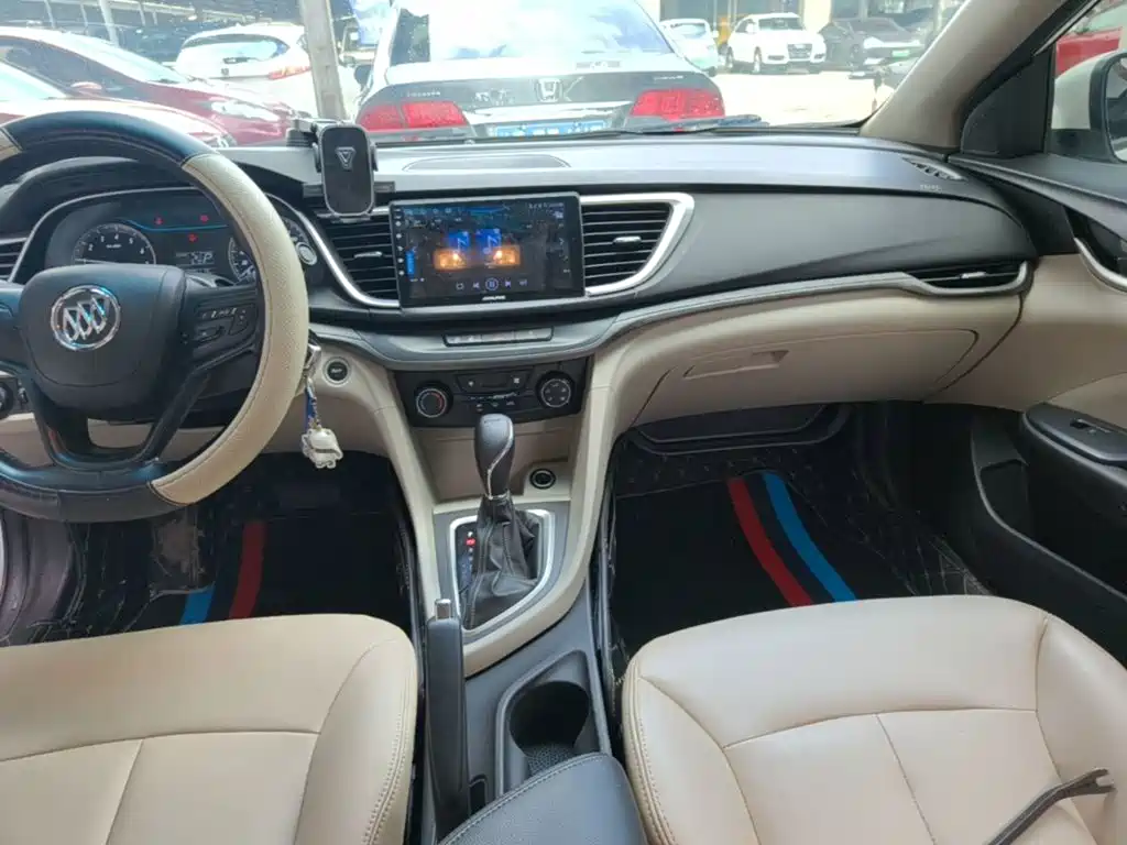 Фото 13 - Buick Excelle