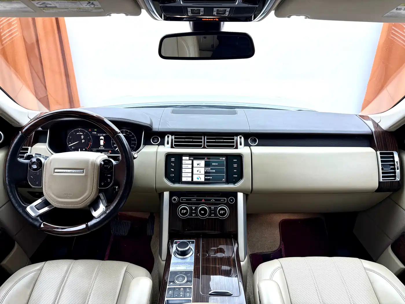 Land Rover Range Rover 2015 3.0 SC V6 Vogue фото 9