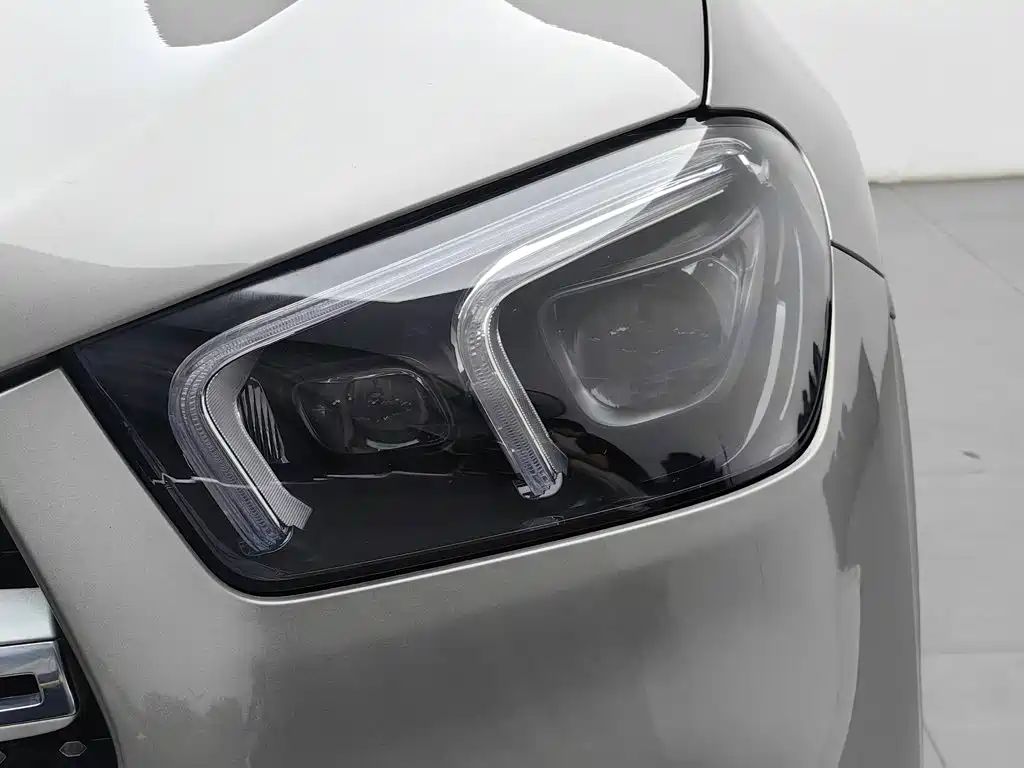 Фото 7 - Mercedes-Benz GLE