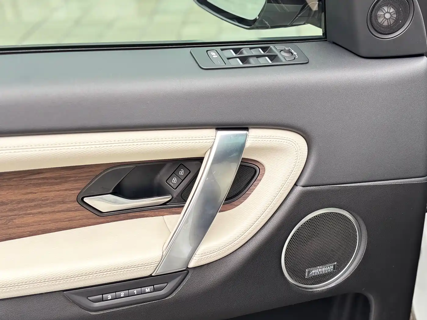 Land Rover Discovery Sport PHEV 2022 2022 Model P300e Performance Technology Edition