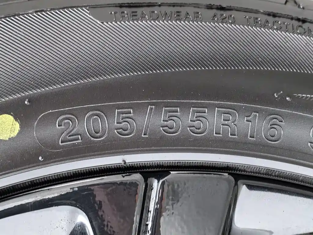 Chevrolet Monza 2019 2019 RS 330T Auto Smooth Edition China VI