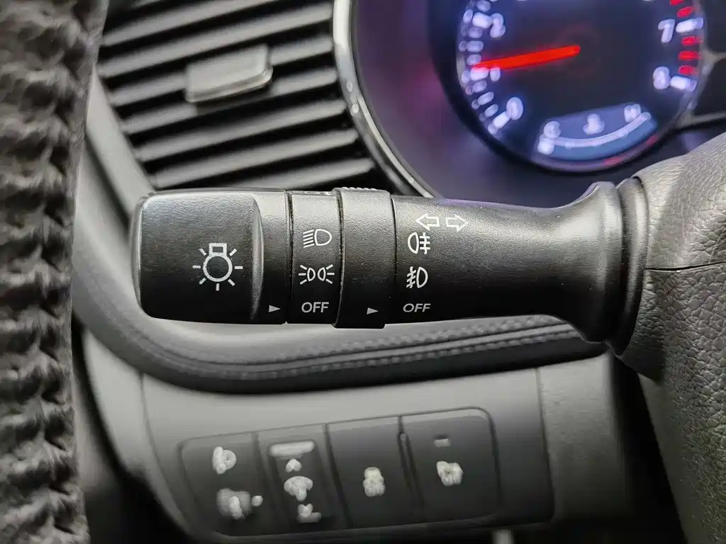 Kia K5 2013 2012 2.0L Automatic DLX