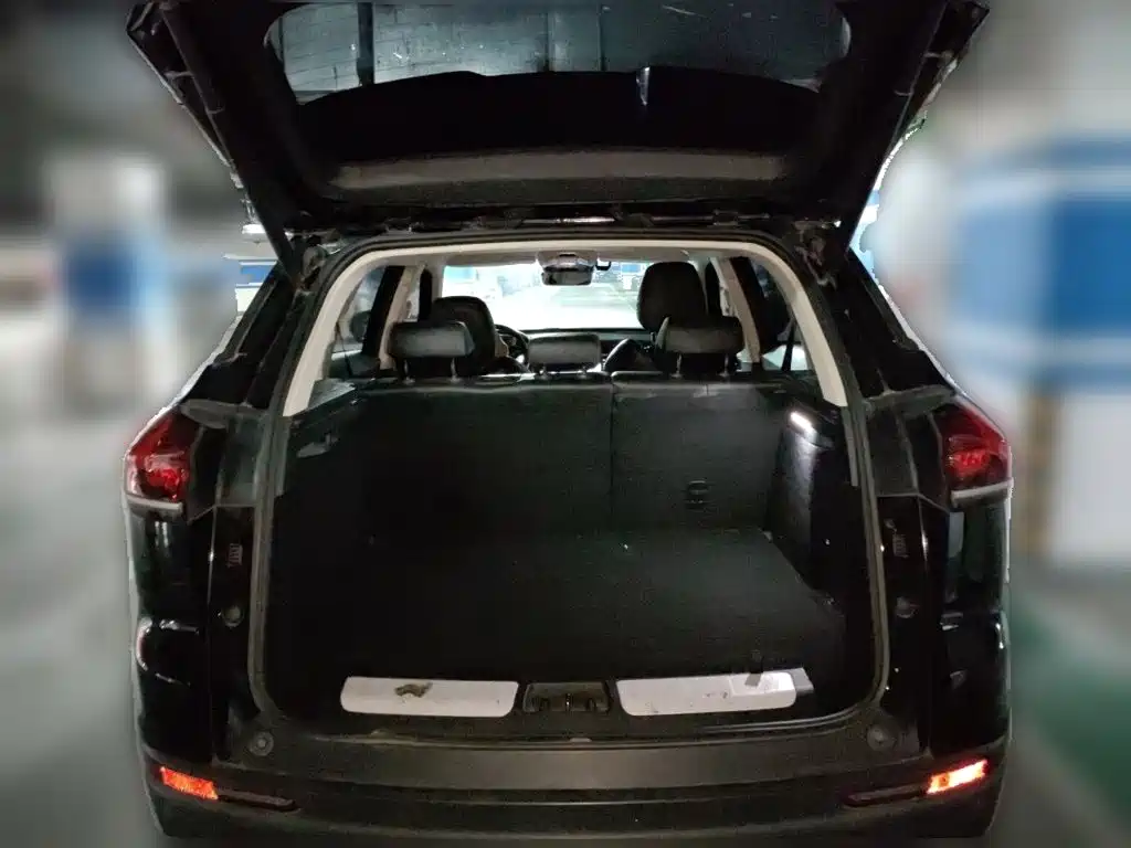 Фото 20 - Geely Boyue