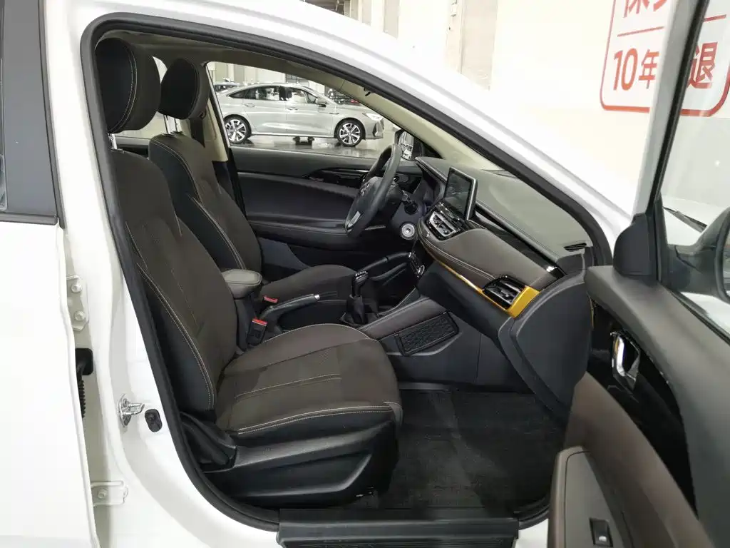 Changan Eado DT 2020 2019 1.6L Manual Relax China VI