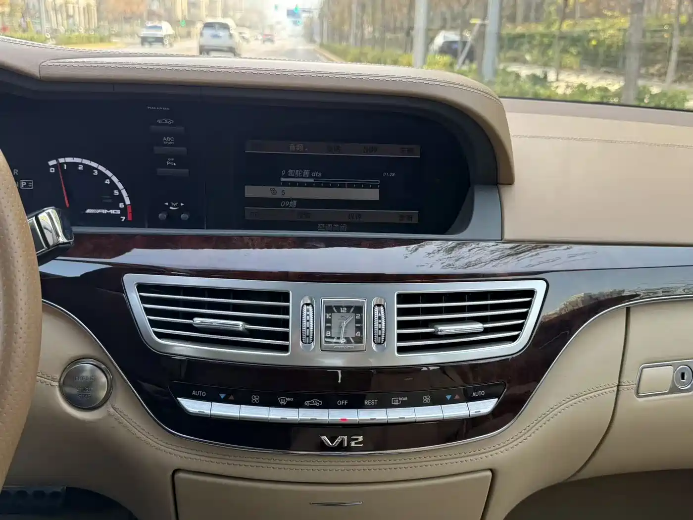 Mercedes-Benz S-Class AMG 2013 AMG S 65 L Grand Edition фото 21