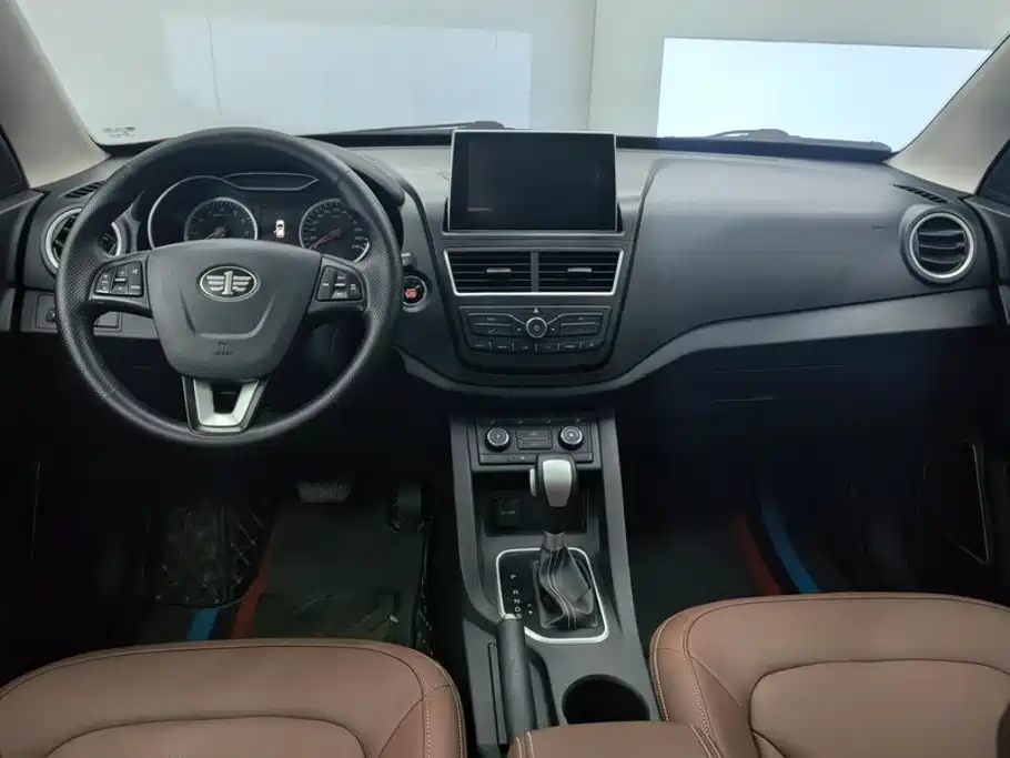 Besturn X40 2018 2018 Internet Celebrity Edition 1.6L Automatic Smart Connect