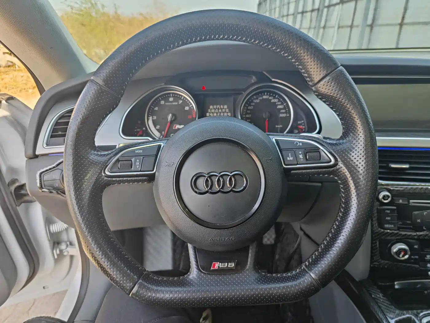 Audi A5 (Import) 2012 2.0TFSI Coupe фото 17