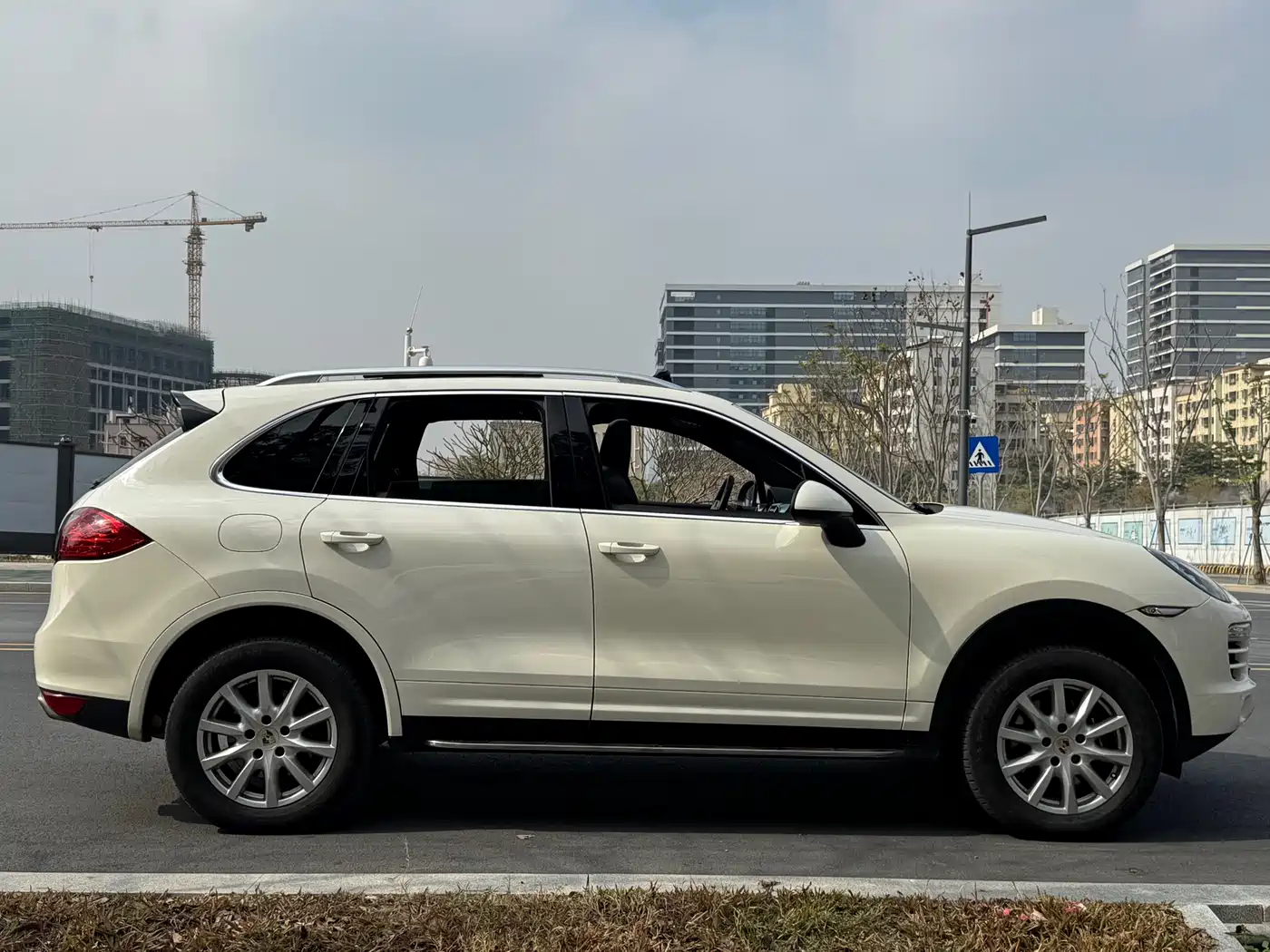 Porsche Cayenne 2011 Cayenne 3.0T фото 13