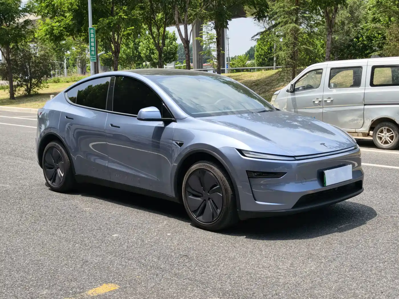 Tesla Model Y 2026 2026 Rear-Wheel Drive