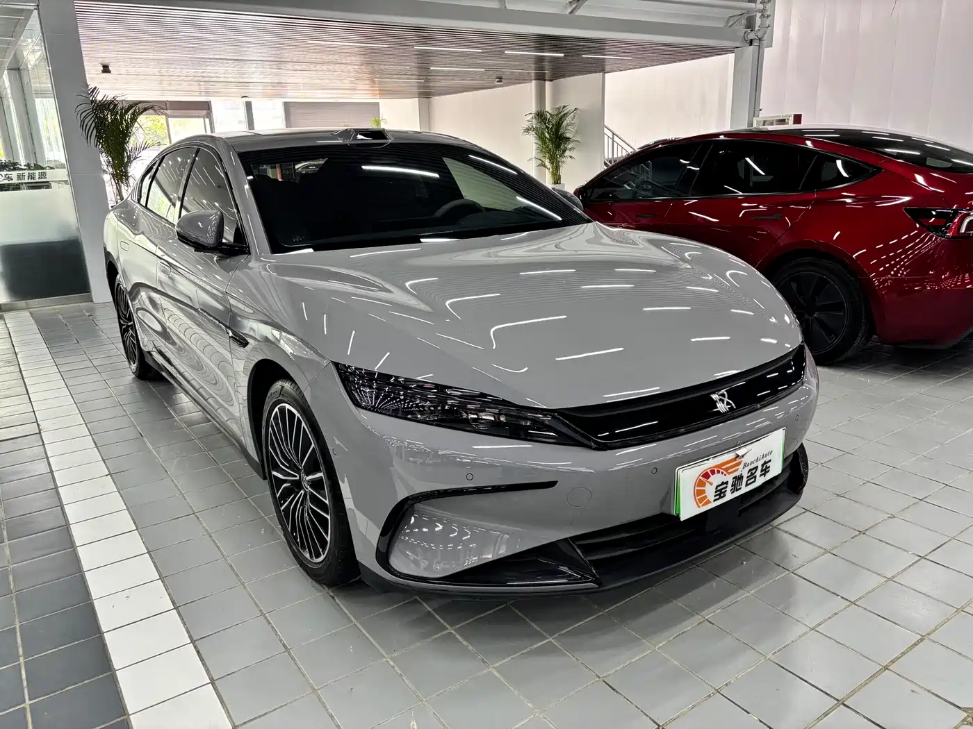 BYD Han 2025 DM-i 125KM LiDAR Smart Driving фото 3