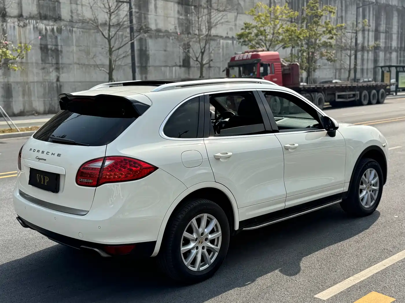 Porsche Cayenne 2011 Cayenne 3.0T фото 17