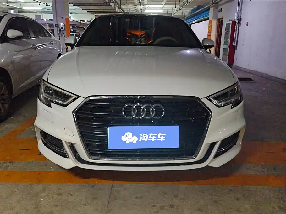 Audi A3 2019 Sportback 35 TFSI Fashion China VI фото 2