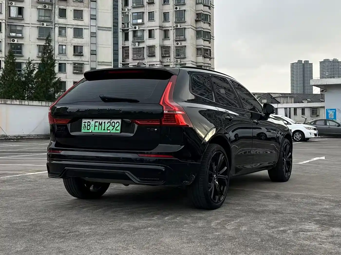 Volvo XC60 Plug-in Hybrid 2024 2024 T8 PHEV Long Range AWD Polar Night Edition