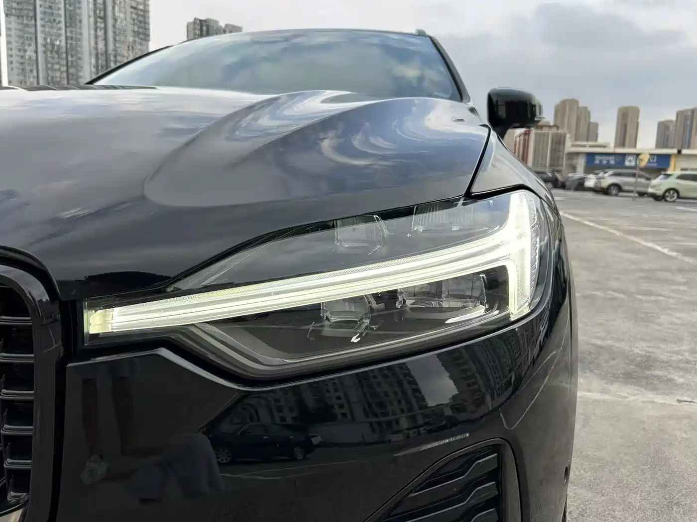 Volvo XC60 Plug-in Hybrid 2024 2024 T8 PHEV Long Range AWD Polar Night Edition