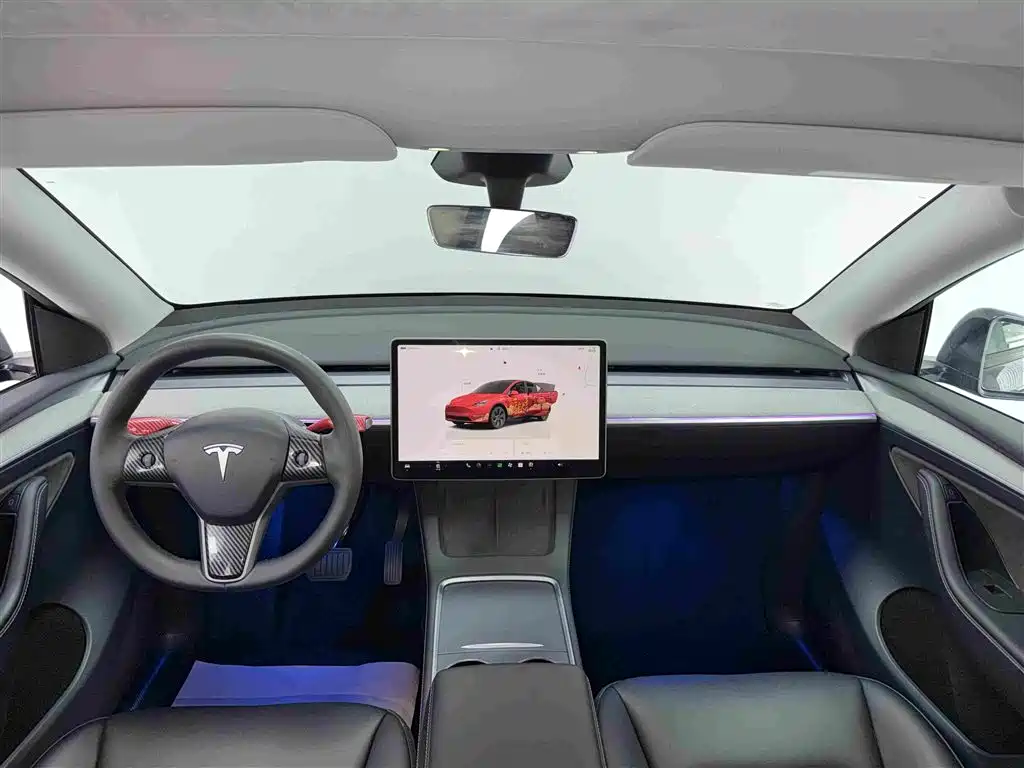 Фото 6 - Tesla Model Y