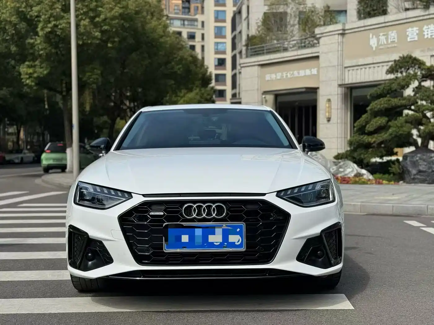 Audi A4L 2022 40 TFSI Luxury Dynamic фото 2