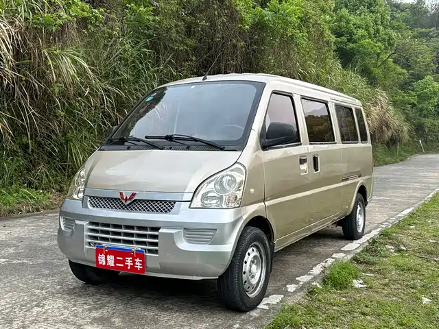 Wuling Motors Wuling Rongguang 2017 1.5L Extended Basic
