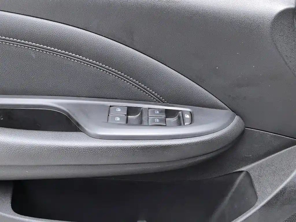 Фото 9 - Buick Excelle