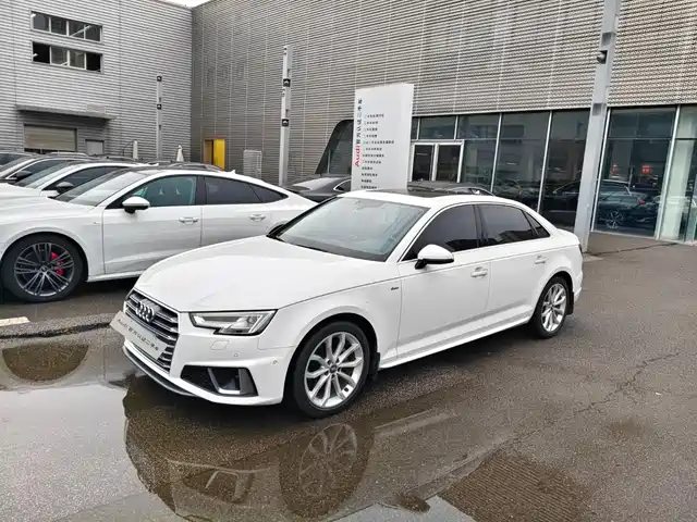 Audi A4L 2019 40 TFSI Fashion (China V) — фото 2