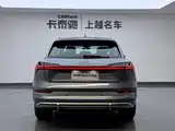 Фото 6 - Audi e-tron