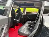 صورة 4 - Tesla Model Y