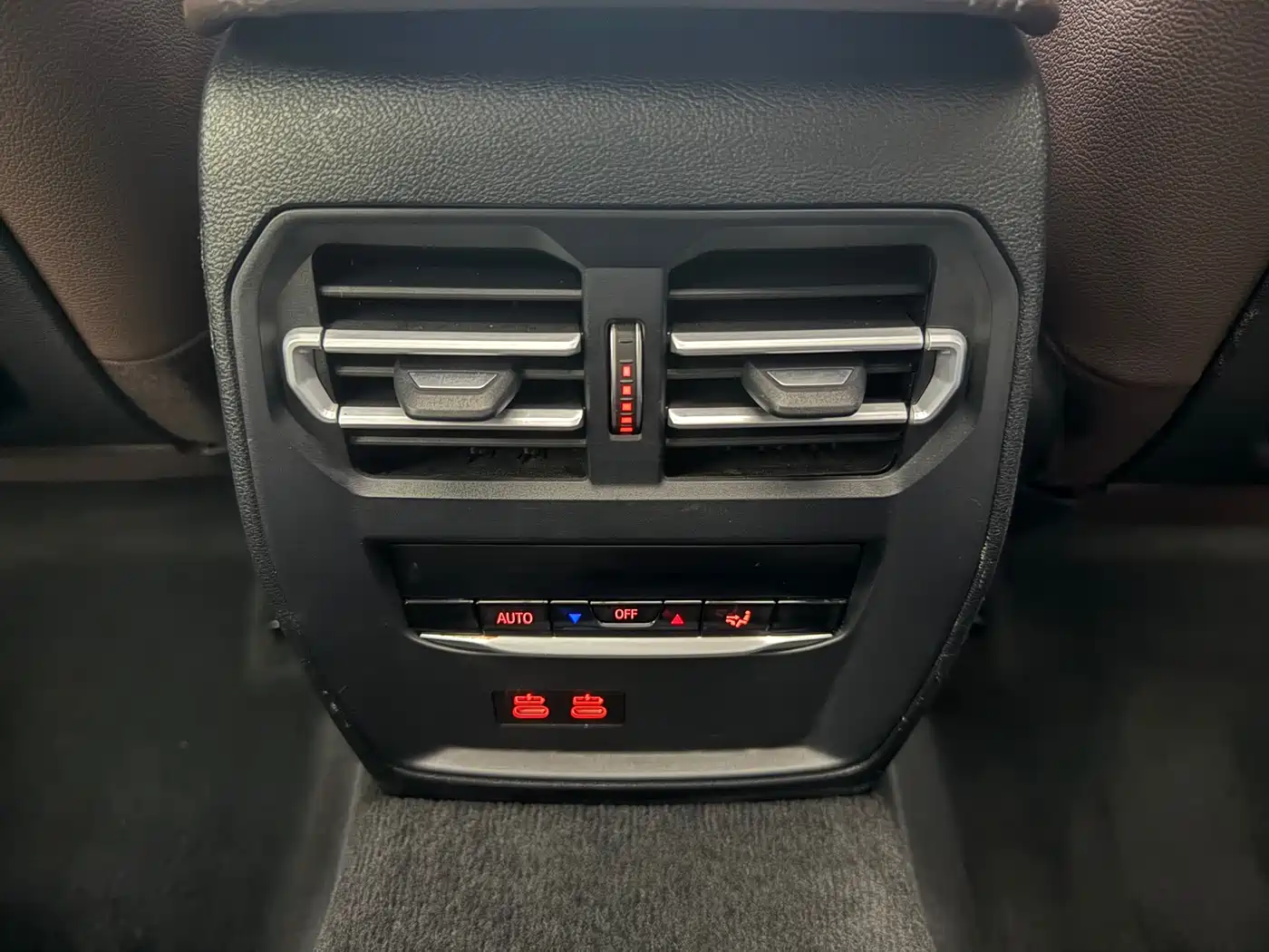 BMW 3 Series 2020 320i Sport Package фото 15