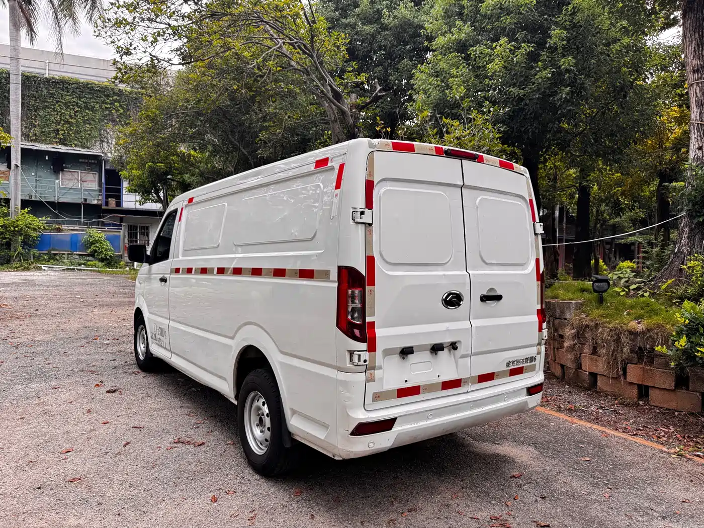 King Long Longyao 6 2022 2022 Van Series CATL 41.86kWh