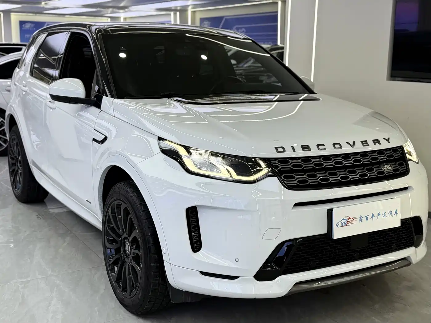 LAND ROVER DISCOVER SPORTS