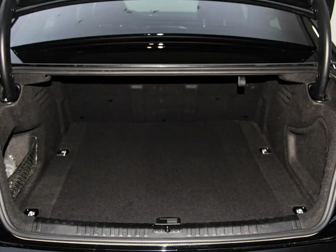 Audi A6L 2021 40 TFSI Luxury Sport фото 15