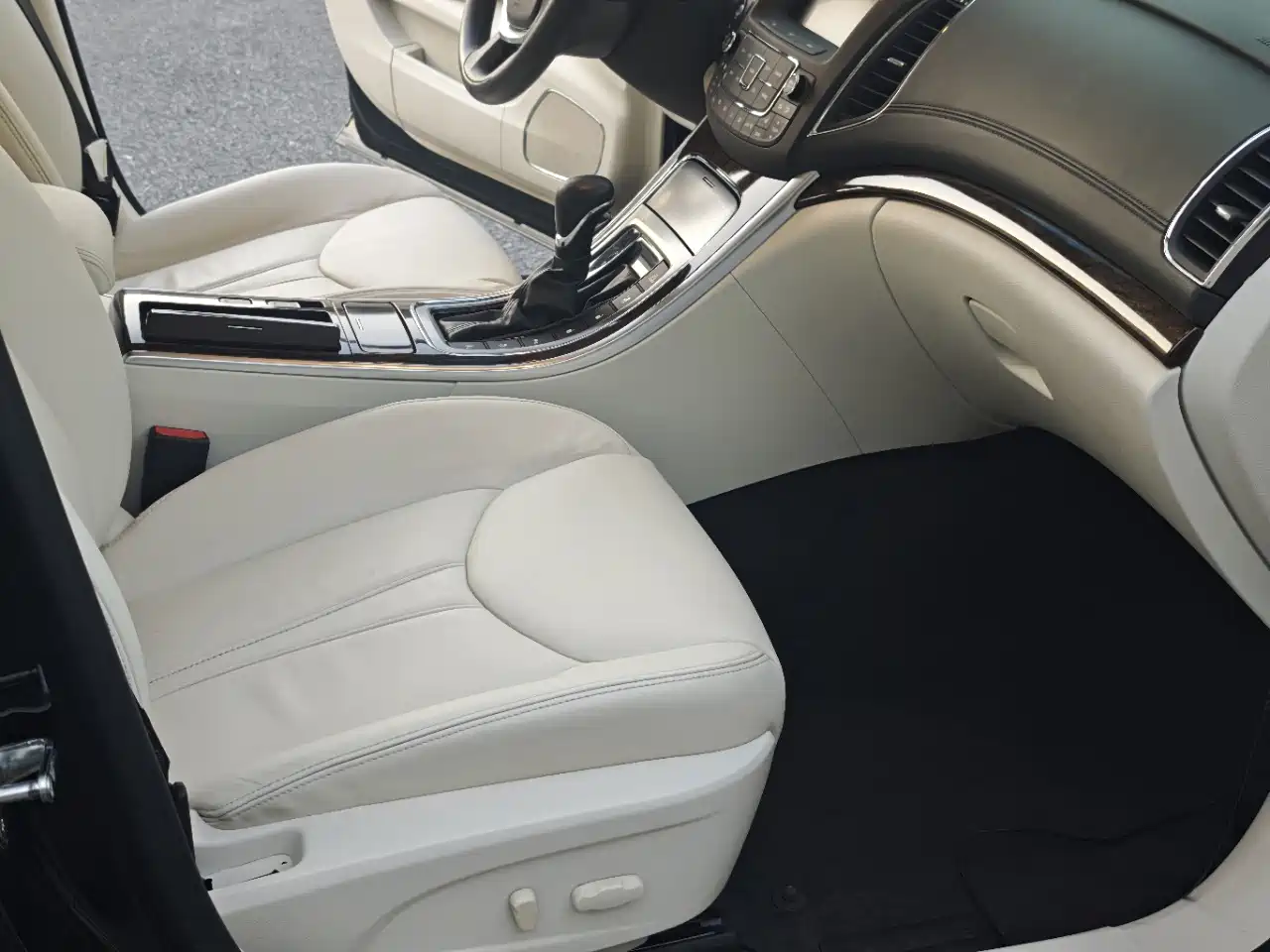 Roewe e950 2017 2016 1.4T Luxury Edition
