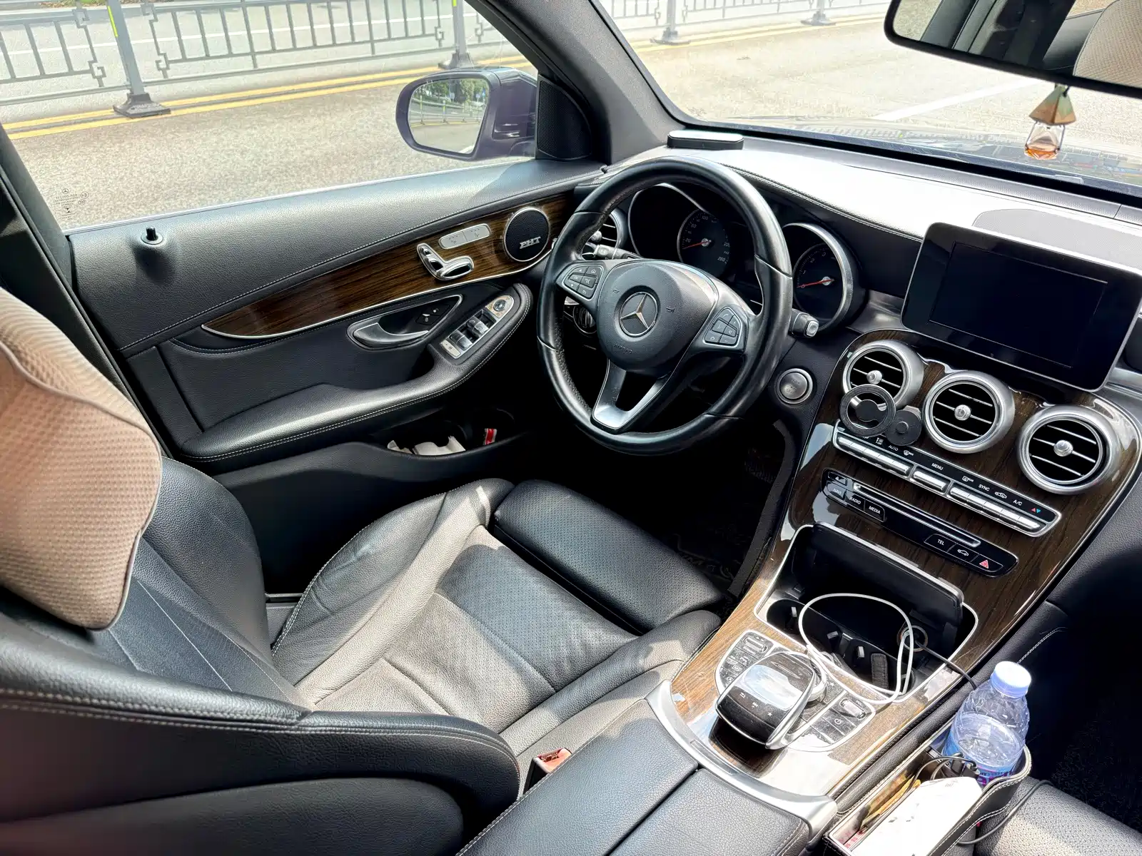 Фото 10 - Mercedes-Benz GLC