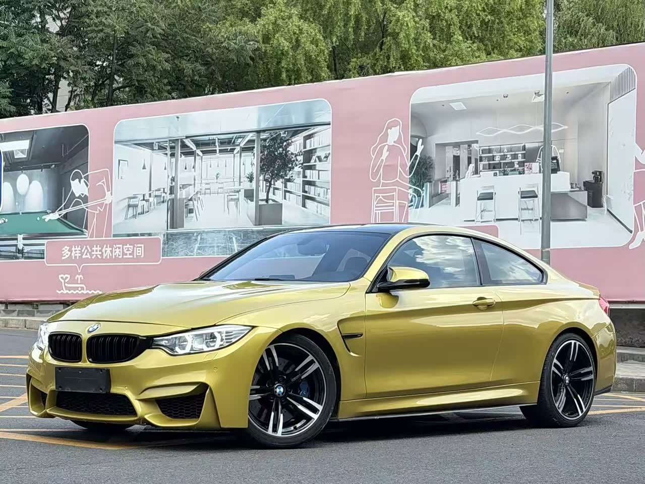 BMW M4