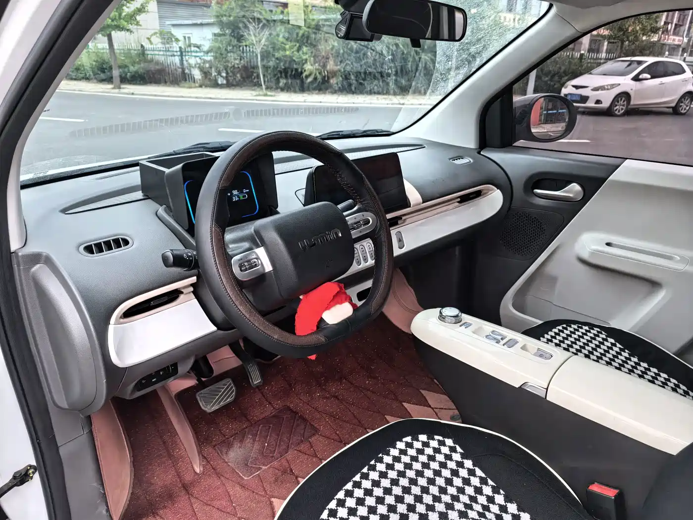 Changan Lumin 2024 2023 Model 301km Honey Edition